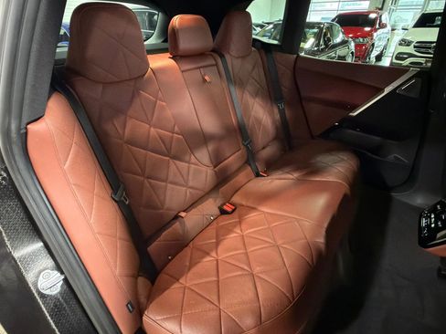 Used 2023 BMW iX M60 w/ Executive Package image 27