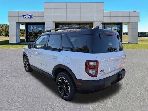New 2025 Ford Bronco Sport Outer Banks w/ Outer Banks Tech Package+ AWD/4WD image 7
