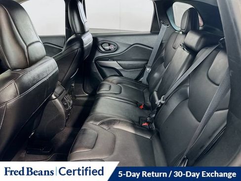 Used 2022 Jeep Cherokee Limited AWD/4WD image 20