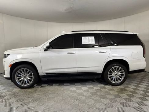 Used 2021 Cadillac Escalade Sport w/ Driver Assist Tech Package AWD/4WD image 3