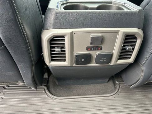Used 2022 Ford F250 Lariat w/ Tremor Off-Road Package AWD/4WD image 11