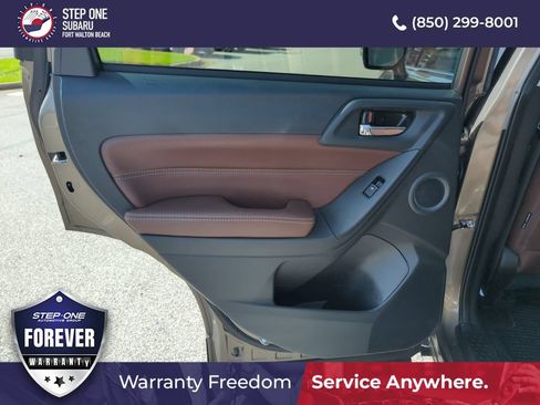 Used 2017 Subaru Forester 2.5i Touring AWD/4WD image 28