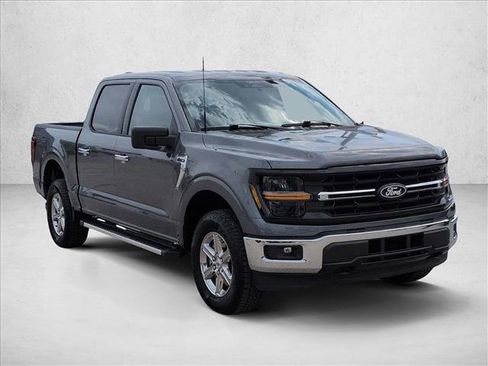 Used 2025 Ford F150 XLT w/ Equipment Group 301A Standard AWD/4WD image 3