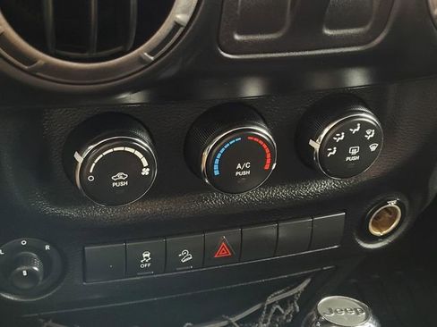 Used 2017 Jeep Wrangler Sport w/ Quick Order Package 24S image 21