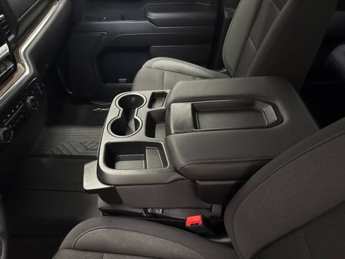 Used 2024 Chevrolet Silverado 1500 RST AWD/4WD image 18