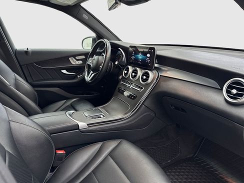 Used 2020 Mercedes-Benz GLC 300 4MATIC image 43