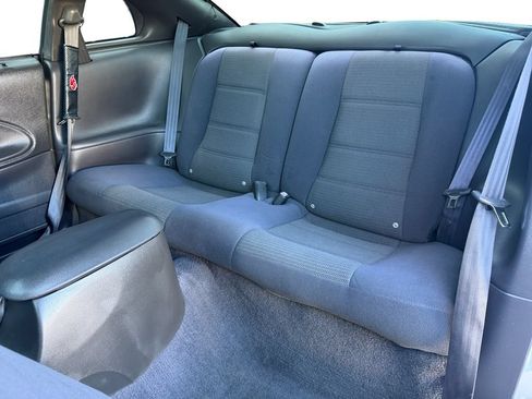 Used 2004 Ford Mustang Coupe RWD image 16