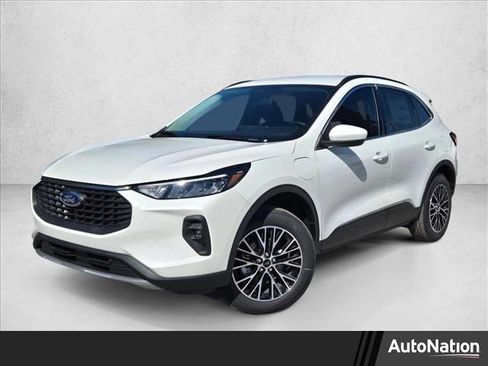 New 2026 Ford Escape SE w/ Class II Trailer Tow Package image 1