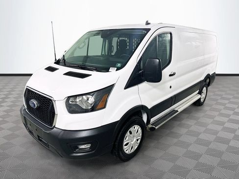Used 2025 Ford Transit 250 Low Roof w/ Exterior Upgrade Package RWD image 3