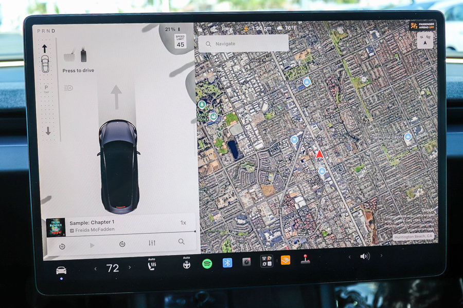 Used 2025 Tesla Model 3 Long Range RWD image 26