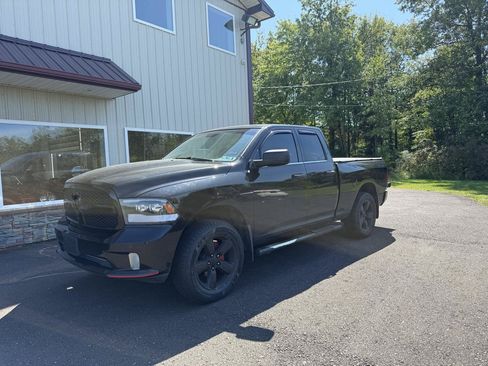 Used 2014 RAM 1500 Express AWD/4WD image 1