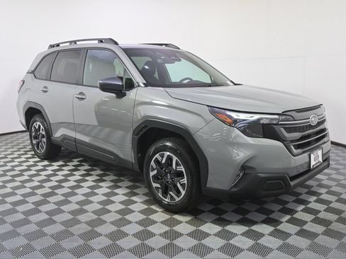 Used 2026 Subaru Forester Premium AWD/4WD image 8