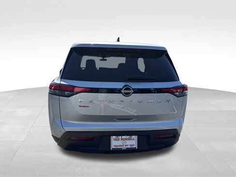 Used 2024 Nissan Pathfinder S w/ Cargo Package image 5