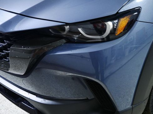 Used 2025 MAZDA CX-50 AWD 2.5 Hybrid w/ Premium Pkg image 16