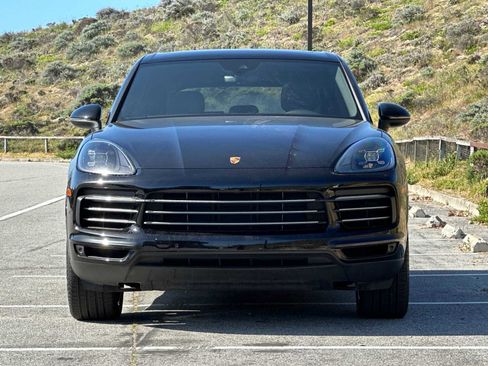 Certified 2021 Porsche Cayenne image 11