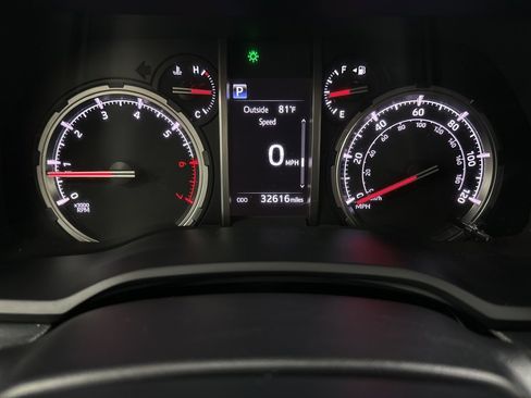 Used 2023 Toyota 4Runner TRD Off-Road image 13