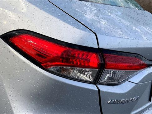 Used 2024 Toyota Corolla LE image 28