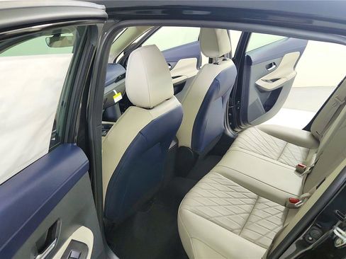 New 2026 Nissan Sentra SL w/ Floor Mat Package FWD image 36