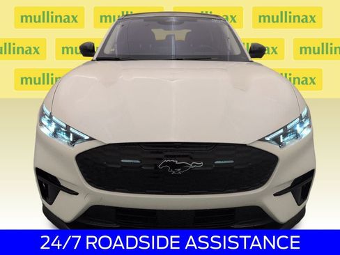 Used 2025 Ford Mustang Mach-E Premium w/ Sport Appearance Package image 15