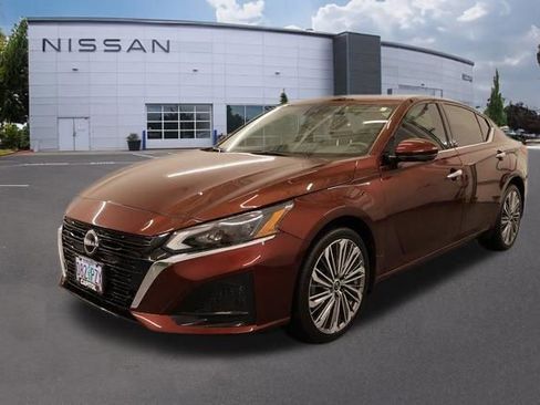 Used 2023 Nissan Altima 2.5 SL image 5