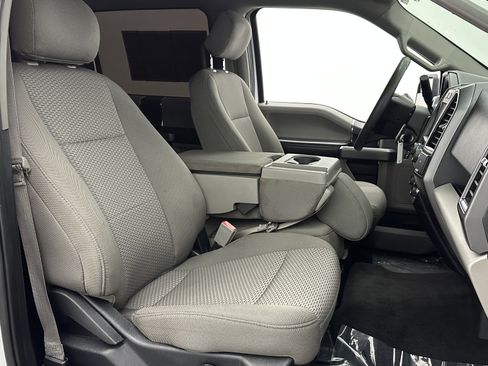 Used 2020 Ford F150 XLT image 31