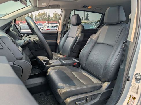 Used 2025 Honda Odyssey EX-L image 29