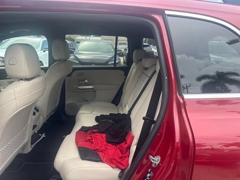 Used 2021 Mercedes-Benz GLB 250 4MATIC image 19