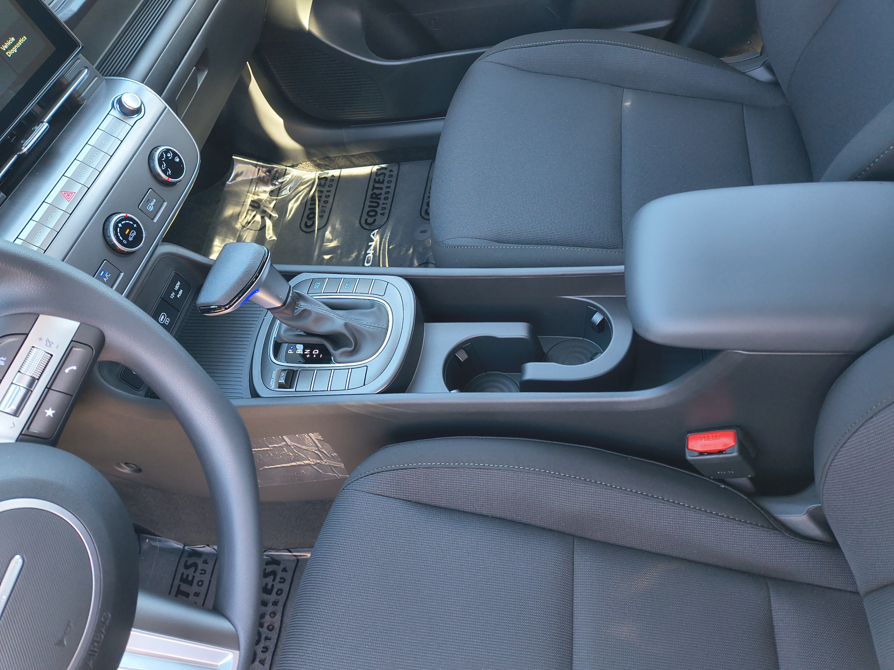 New 2027 Hyundai Kona SE FWD image 20