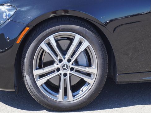 Used 2021 Mercedes-Benz E 350 Sedan image 7