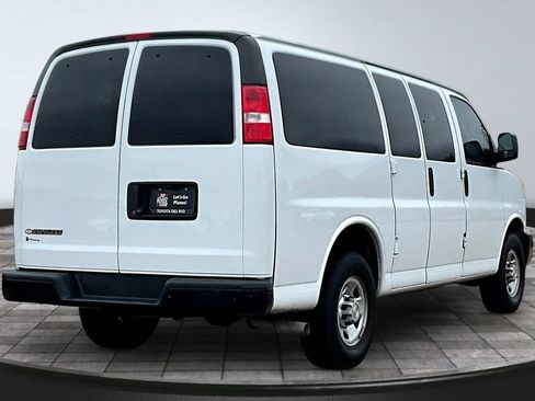 Used 2019 Chevrolet Express 2500 LS RWD image 7