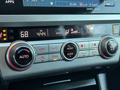 Used 2016 Subaru Outback 2.5i Limited image 18