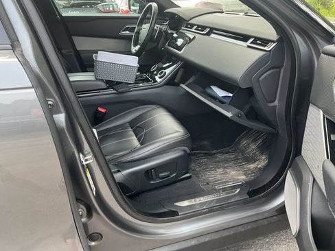 Used 2019 Land Rover Range Rover Velar R-Dynamic SE AWD/4WD image 6