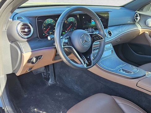 Used 2023 Mercedes-Benz E 450 E 450 image 9