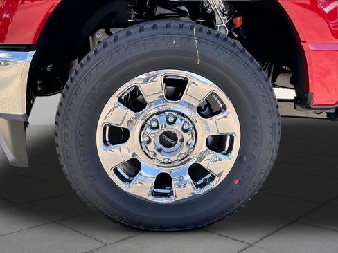 New 2026 Ford F250 4x4 Crew Cab Super Duty image 11