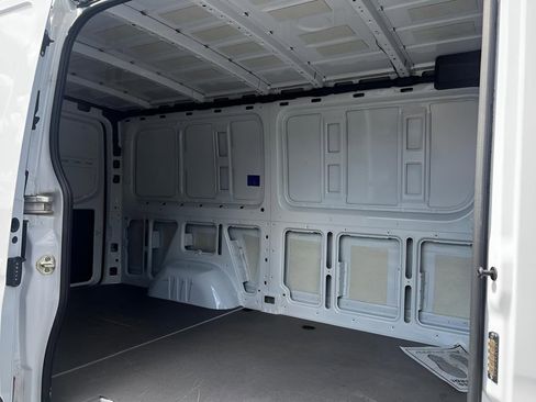 Used 2022 Mercedes-Benz Sprinter 144 Cargo image 24