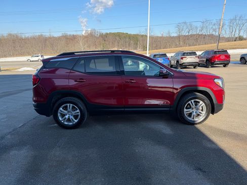 Used 2018 GMC Terrain SLE w/ Driver Convenience Package image 6