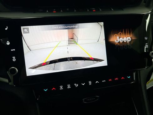 New 2026 Jeep Grand Cherokee Altitude AWD/4WD image 16