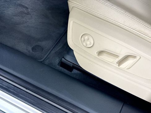 Used 2020 Audi Q5 2.0T Premium Plus w/ Premium Plus Package image 18