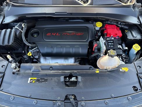 Used 2021 Jeep Compass Latitude FWD image 14
