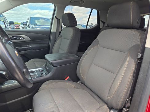 Used 2020 Chevrolet Traverse LT FWD image 10