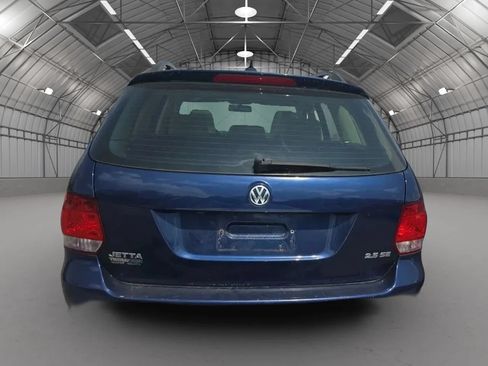 Used 2013 Volkswagen Jetta S FWD image 4