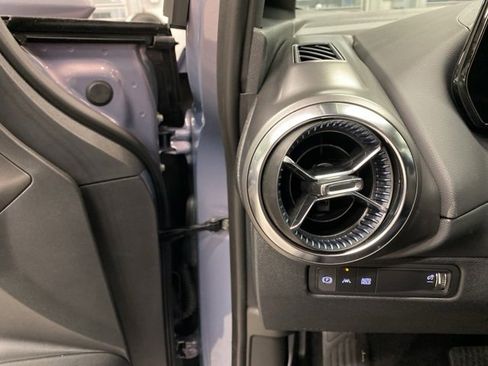 New 2026 Chevrolet Equinox EV LT image 11