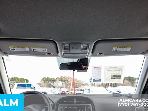 Used 2025 Kia Soul LX w/ LX Technology Package FWD image 54