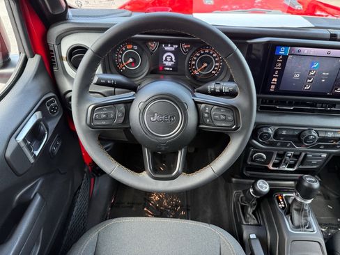 Used 2024 Jeep Wrangler Sport S image 14