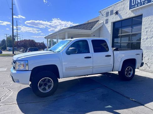 Used 2010 Chevrolet Silverado 1500 LT AWD/4WD image 5