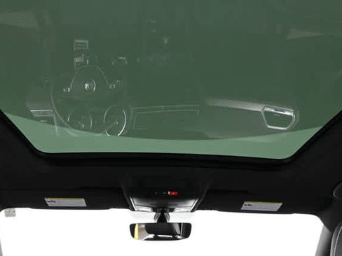 Used 2021 Volkswagen Tiguan SE R-Line image 4