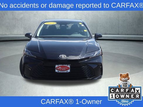 Used 2025 Toyota Camry LE FWD image 2