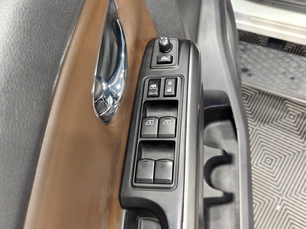 Used 2018 Nissan Titan Platinum Reserve AWD/4WD image 48