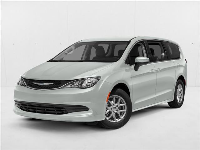 Used 2017 Chrysler Pacifica Touring FWD image 1