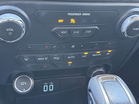 Used 2019 Ford Ranger XLT w/ Equipment Group 302A Luxury AWD/4WD image 21